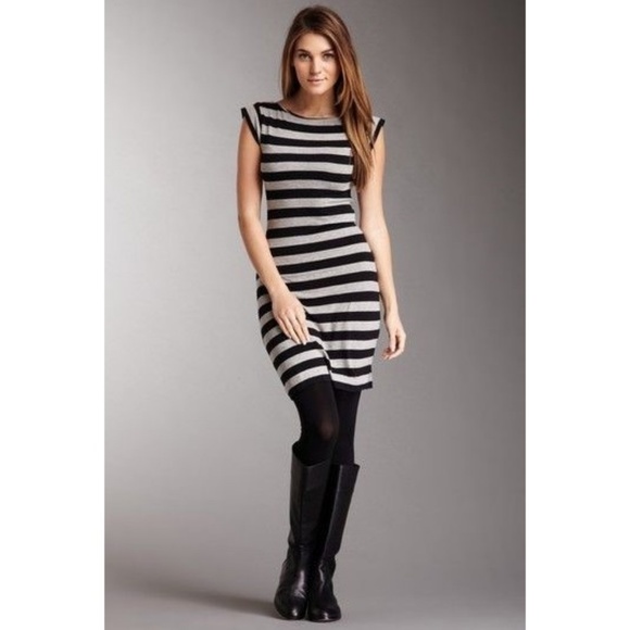 2/$50 New French Connection Nautical Stretch Dress - Picture 2 of 13